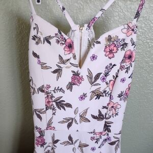 Floral Strappy Dress W Lace Details